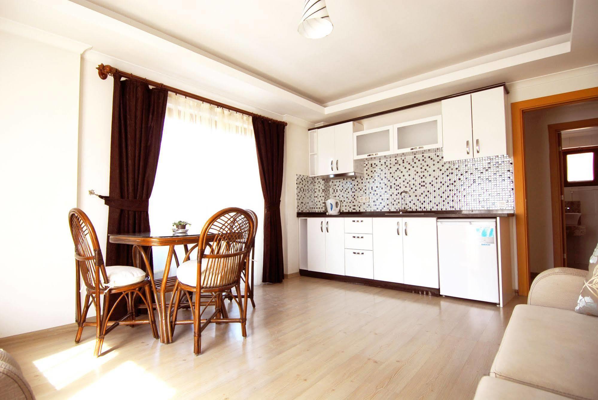 Lidya City Hotel Fethiye Extérieur photo